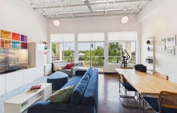 2401 E 6th St, Austin, TX 78702