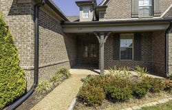 135 CHESNUT RIDGE Dr, Oakland, TN 38060