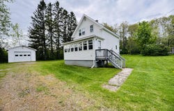 9 Beam Street, Stockholm, ME 04783
