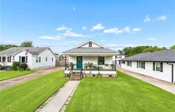 236 ANGELA Street, Arabi, LA 70032