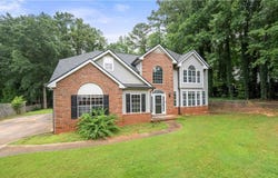 502 Fallside Ct, Peachtree City, GA 30269
