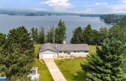 7473 Ely Lake Dr, Eveleth, MN 55734
