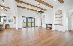 4350 E Brenda Cir, Valley Center, KS 67147