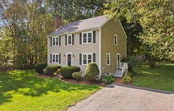 8 George Littlefield Circle, Middleboro, MA 02346