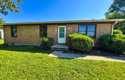102 Poplar Drive, Lawrenceburg, KY 40342