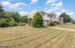1886 RACHEL DRIVE, CARLISLE, PA 17013