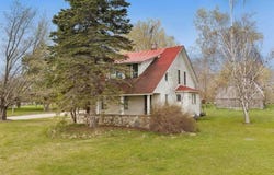 7015 NORWOOD, CHARLEVOIX, MI 49720