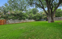 207 Stone Canyon Drive, Highland Village, TX 75077