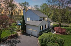 32 ARNOLD LANE, ROBBINSVILLE, NJ 08691