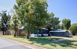 1214 3rd St, Graham, TX 76450