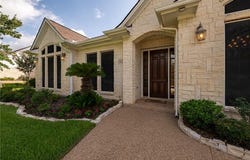 827 Pine Valley Drive, College Station, TX 77845