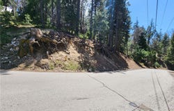 586 Rose, Twin Peaks, CA 92391