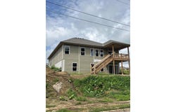 1787 BLACKTHORN Street, COUNCIL BLUFFS, IA 51503