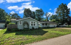 1021 First Street, Bangor, MI 49013