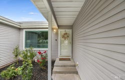 1471 Wrangler St, Twin Falls, ID 83301