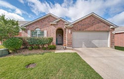 9016 Sagebrush Trail, Cross Roads, TX 76227