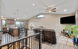 1716 E Tracy Ln, Sioux Falls, SD 57103