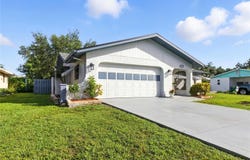 1042 MALAY TERRACE NW, PORT CHARLOTTE, FL 33948