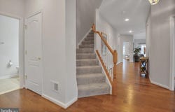 44357 OAKMONT MANOR SQ, ASHBURN, VA 20147