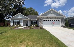 126 Firethorn Circle, Wallace, NC 28466