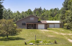 3882 S State Road, Harbor Springs, MI 49740