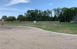 303 Mueller Drive, Hendricks, MN 56136