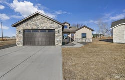 1421 Topaz Dr., Rupert, ID 83350