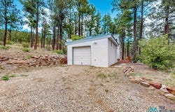 4 El Paraiso Dr, Montezuma, NM 87731-1000