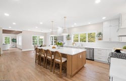 211 Spencer Rd, Bernards Twp., NJ 07920-1819