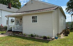 412 2nd St, East Bethlehem, PA 15368