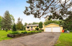 35 Flynn St, Esko, MN 55733
