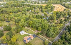 810 MOUNT LAUREL ROAD, HAINESPORT, NJ 08036