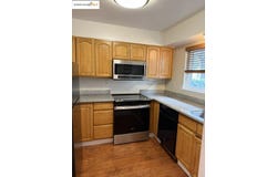 3800 Maybelle Ave, Oakland, CA 94619
