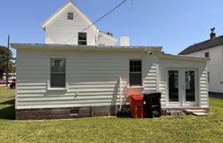 911 W Elizabeth Street, Elizabeth City, NC 27909