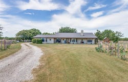 950 Johnson Bend Road, Weatherford, TX 76088