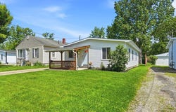 176 Clinton Avenue, Elyria, OH 44035