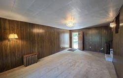 402 E 2nd Street, Delavan, MN 56023