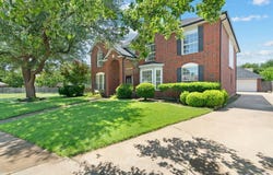 5116 Broken Bow Drive, Fort Worth, TX 76137