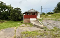 200 Arbutus Ave, Kingsport, TN 37660