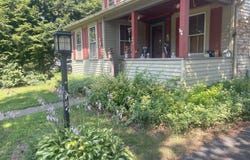23 South Street, Windsor Locks, CT 06096