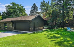 3646 Woodcliff Drive, Kalamazoo, MI 49008
