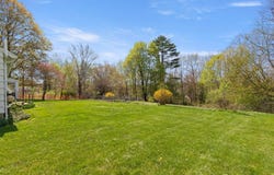77 High Street, Topsfield, MA 01983