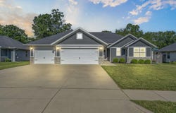 724 N Vermillion Drive, Strafford, MO 65757