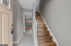 9015 MILES PLACE, MANASSAS, VA 20110