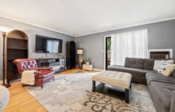 17 McKenna Drive, Middletown, CT 06457