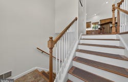 686 W WYNONAH Drive, AUBURN, PA 17922