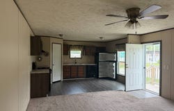 1105 Sattley St, Decatur, IL 62526