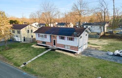 21 Standish Avenue, Middletown, NY 10940