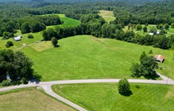 81 Shearer Cemetery Ln, Columbia, KY 42728