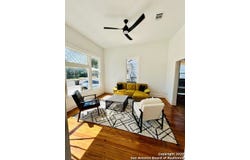 825 Burleson, San Antonio, TX 78202
